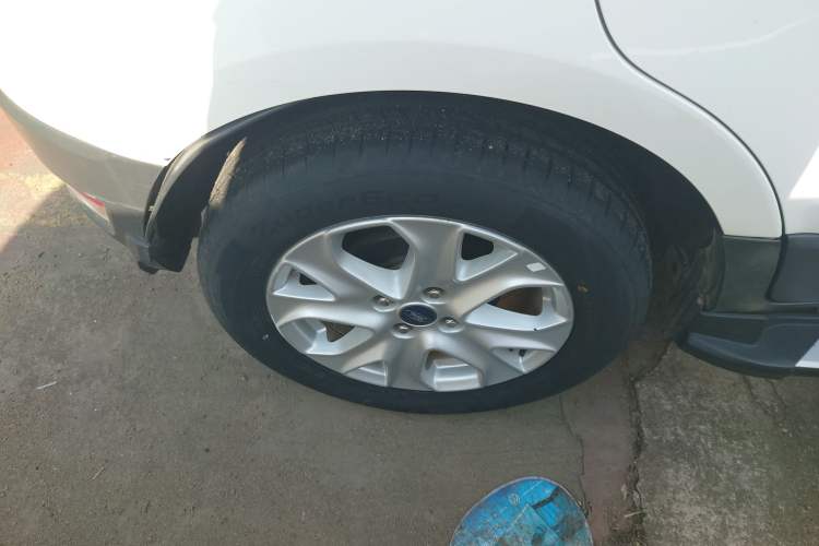 Used Ford EcoSport 2013 1.5L Automatic Fashion Model