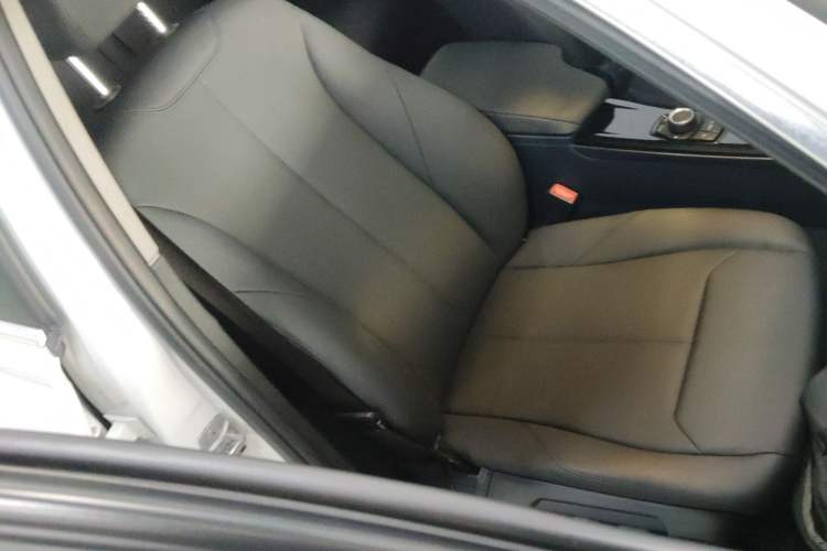 Used BMW 3 Series 2017 320Li Fashion Model