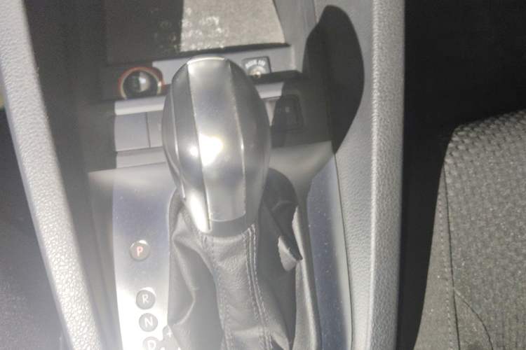 Used Volkswagen Sagitar 2012 1.6L Automatic Fashion Edition