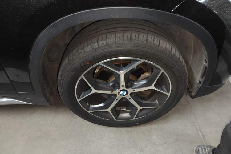 Used BMW X1 2018 sDrive18Li Luxury Model Right Front Wheel Hub