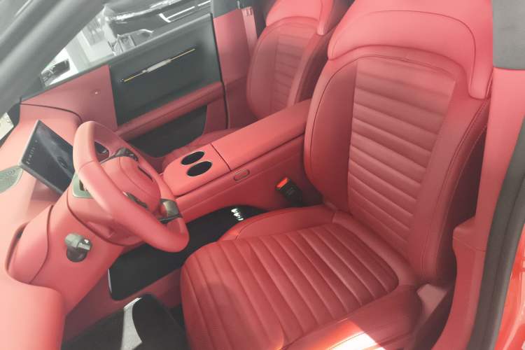 Used Avatr 06 2025 Ultra Pure Electric Edition
