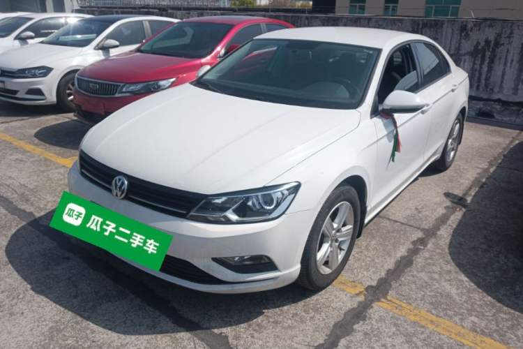 Used Volkswagen Lamando 2015 230TSI DSG Fashion Edition