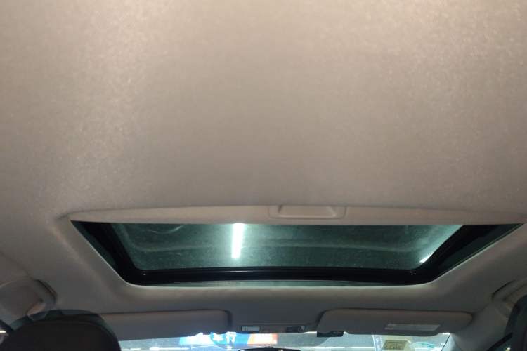 Used Honda Jade 2014 1.8L Automatic Comfort Elite Version 5 Seats
