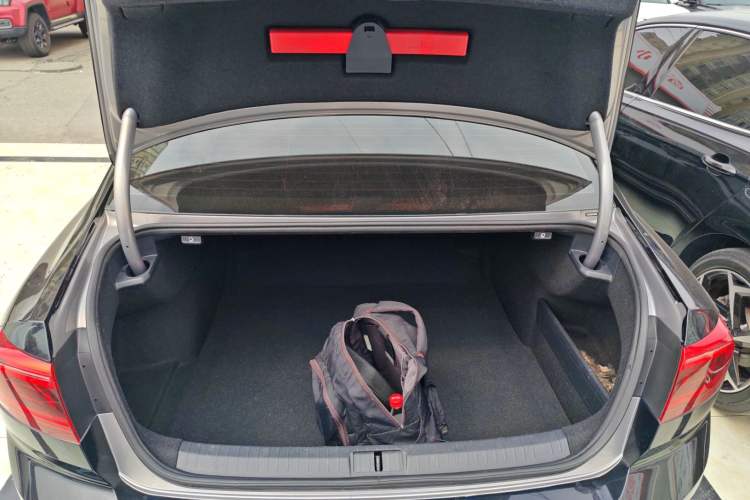 Used Volkswagen Magotan 2020 330TSI DSG Luxury Edition
