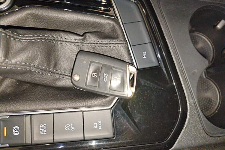 Used Volkswagen Tayron 2023 300TSI Two-Wheel-Drive Luxury Plus Advanced Edition
