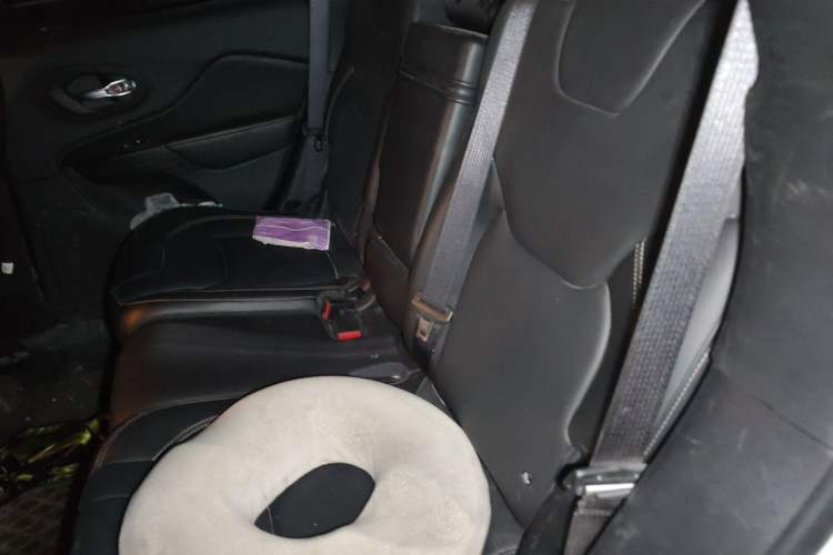 Used Jeep Cherokee 2016 2.4L Leading Edition