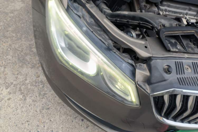 Used Buick GT 2016 15N Automatic Entry-Level Trim Right Front Headlight