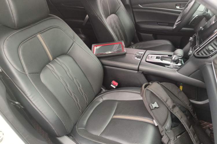 Used Honda UR-V 2020 240TURBO Two-Wheel Drive Zhiyue Version Right Front Seat