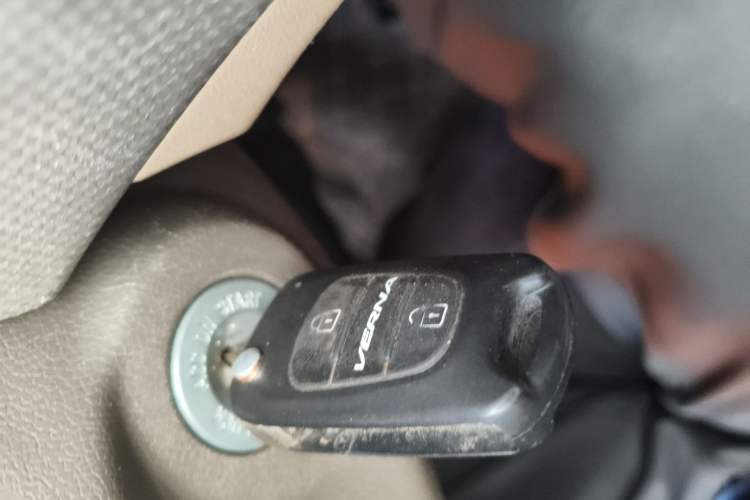 Used Hyundai Verna (older generation) 2010 Sedan 1.4L Manual Standard GL Model