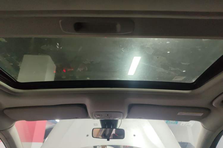 Used Citroen C5 2014 2.0L Automatic Luxury Edition Headliner