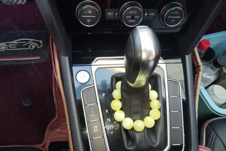 Used Volkswagen Magotan 2017 330TSI DSG Luxury Model Gear Lever