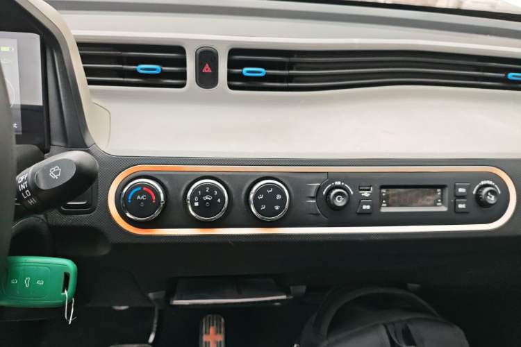 Used Wuling Hongguang MINIEV 2020 Freedom Version Lithium Iron Phosphate
