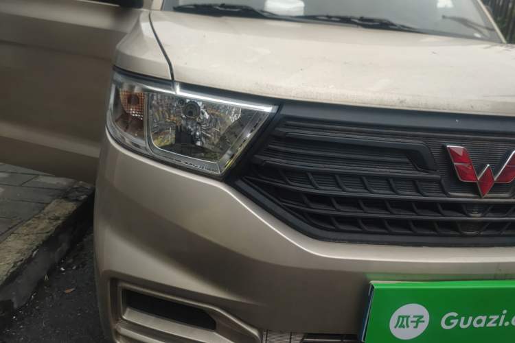Used Wuling Hongguang V 2022 1.5L Jingqu Edition Electric-Assist LAR
