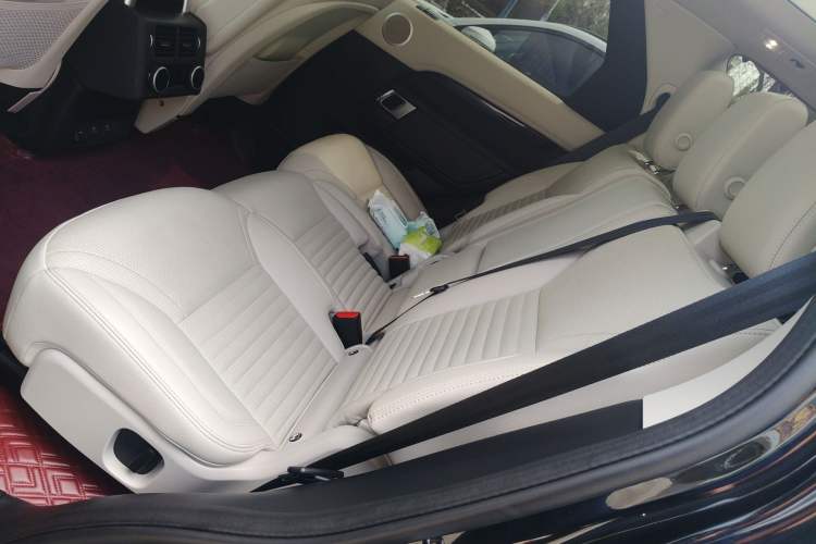 Used Land Rover Discovery 2024 360 PS S Left Rear Seat