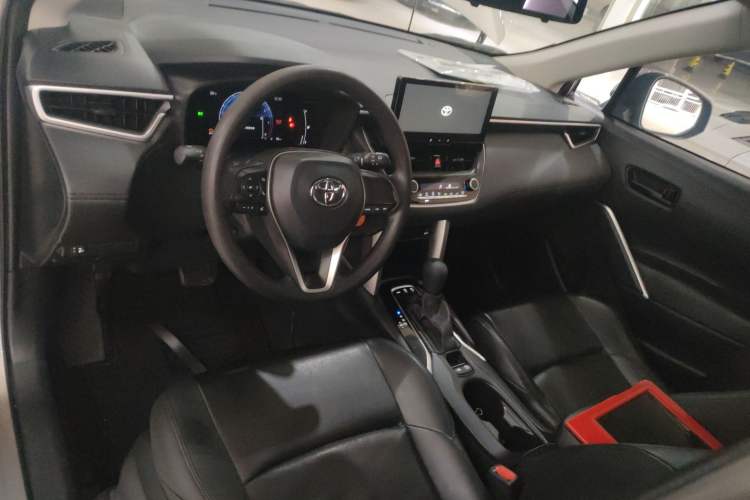 Used Toyota FRONTLANDER 2023 2.0L CVT Elite Edition
