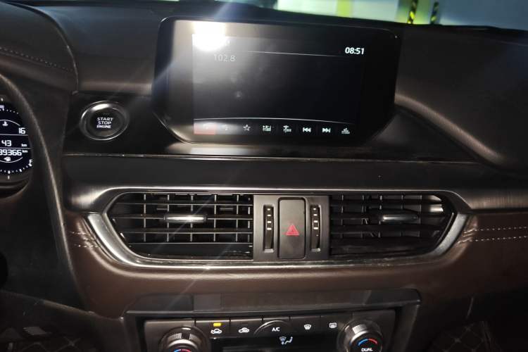 Used Mazda Atenza 2018 2.0L Blue Sky Luxury Edition China VI Standard
