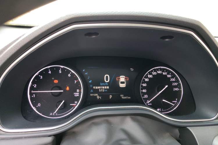 Used Toyota Avalon 2019 2.0L XLE Premium Edition China VI