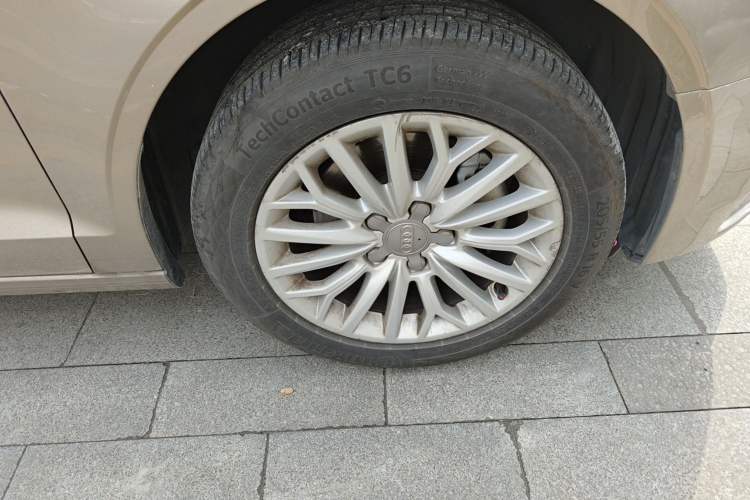 Used Audi A3 2014 Limousine 35 TFSI Automatic Fashion Model
