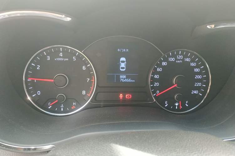 Used Kia K3 2015 1.6L Manual GLS Odometer Close Up