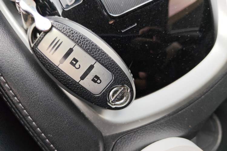 Used Nissan X-Trail 2019 2.0L CVT Smart Connect Comfort Edition 2WD