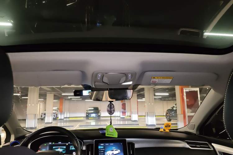 Used Roewe i6 MAX New Energy 2020 1.5T PHEV Cool & Stylish Skyroof Edition
