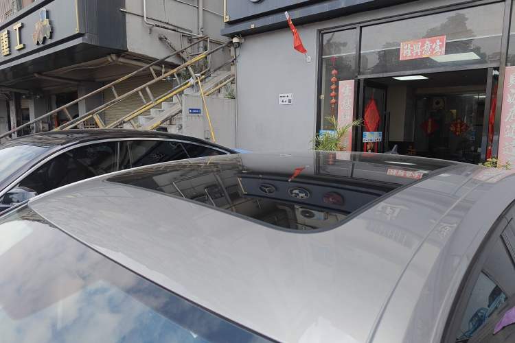 Used Volkswagen Sagitar 2021 280TSI DSG Luxury Smart Connectivity Edition
