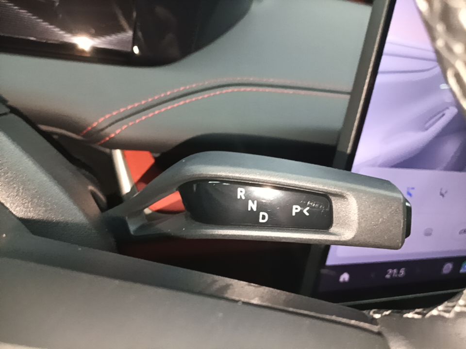 Xiaomi Auto SU7 2024 Rear-Drive Standard Founder Edition — снимка 16