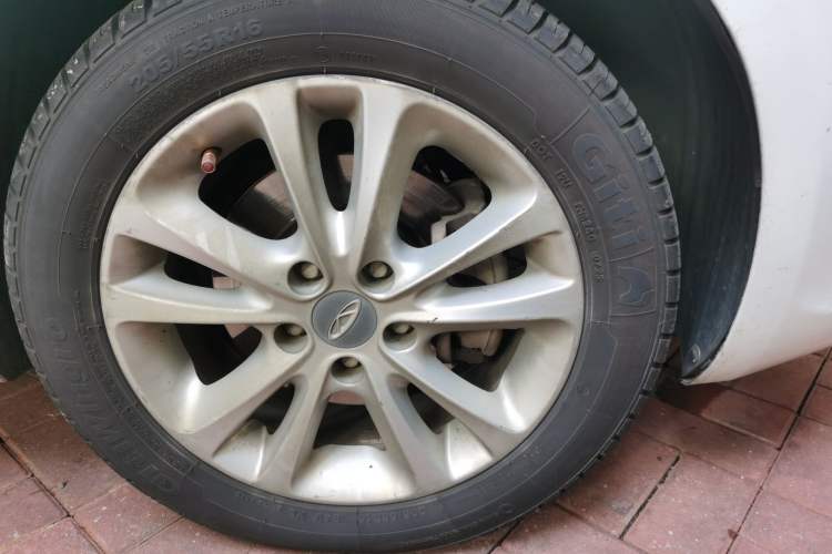 Used Chery Arrizo 7 2015 1.6L Manual Zhi Ling Edition
