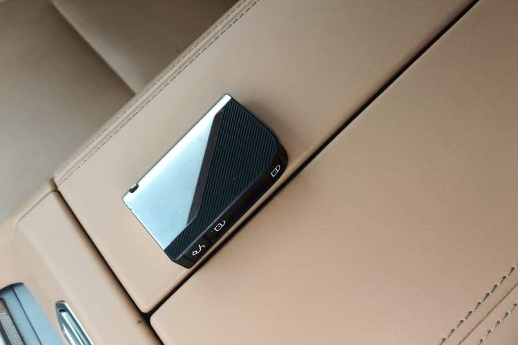 Used Lynk & Co 09 EM-P 2024 2.0TD EM-P Four-Wheel Drive ULTRA Six-Seater