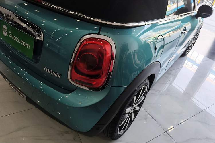 Used MINI MINI 2017 1.5T COOPER CABRIO Freedom Edition