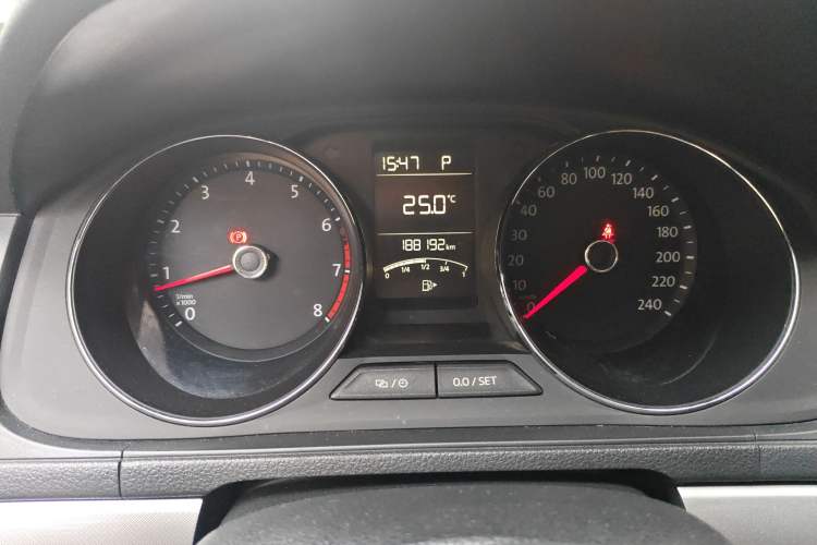 Used Volkswagen Lavida 2017 1.6L Automatic Comfort Edition
