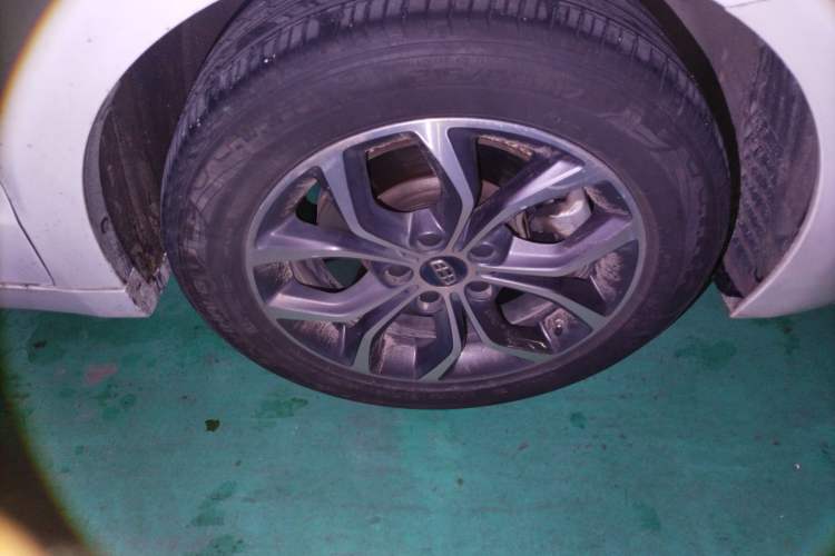 Used Geely Auto Emgrand GT 2017 2.4L Zunya Model Right Front Wheel Hub