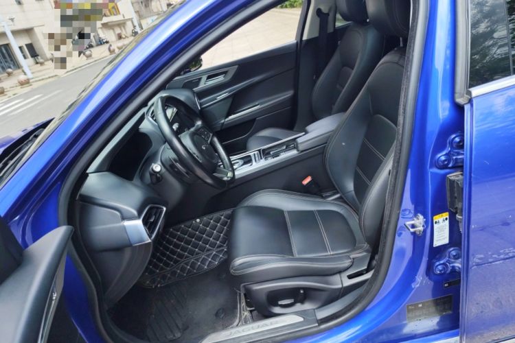 Used Jaguar XEL 2019 2.0T 200 PS Deluxe Edition Left Front Seat