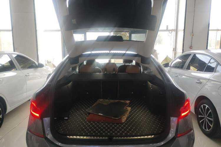 Used BMW 6 Series GT 2021 630i Luxury Design Package