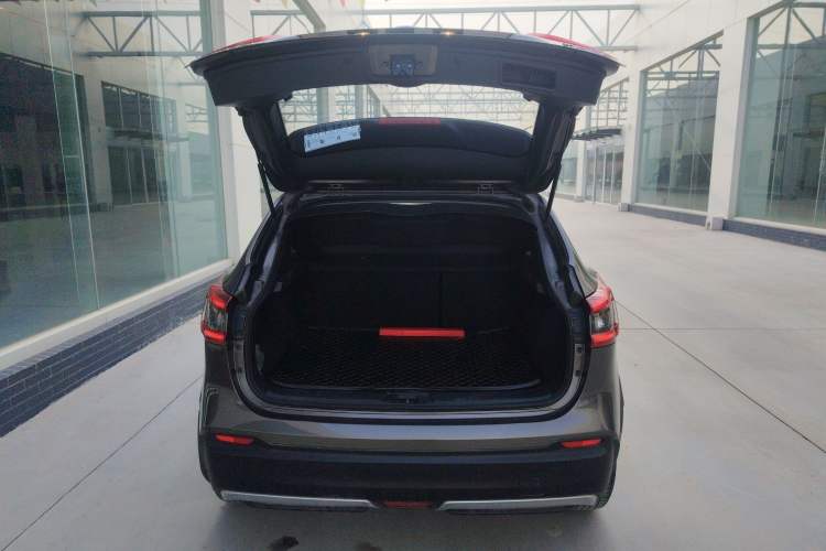 Used Nissan Qashqai 2019 2.0L CVT Smart Enjoyment Version Trunk