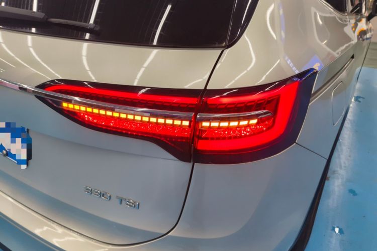 Used Volkswagen Viloran 2020 330TSI Luxury Edition