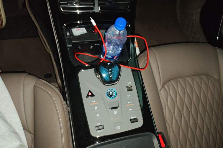 Used BYD Han 2025 DM-i 125KM Elite Model Gear Lever