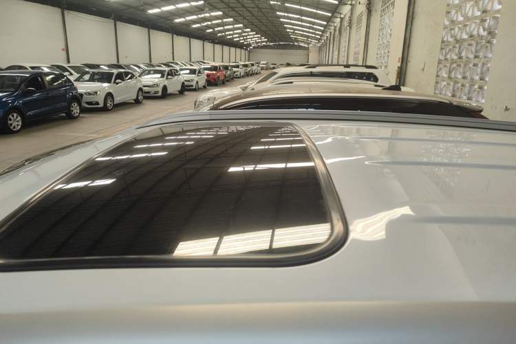 Used CHANGAN CS75 2017 Shangkui Edition 1.5T Automatic Fengyue Model Roof