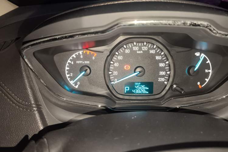 Used Ford Escort 2015 1.5L Automatic Fashion Model