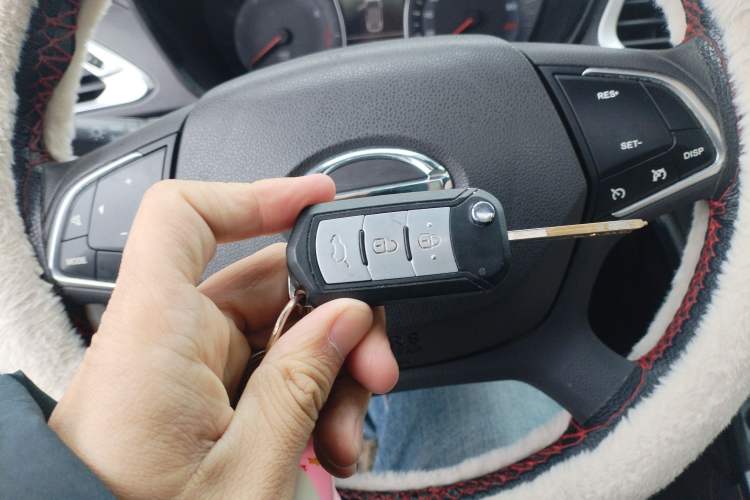 Used GAC Trumpchi GS4 2015 200T Manual Elite Edition
