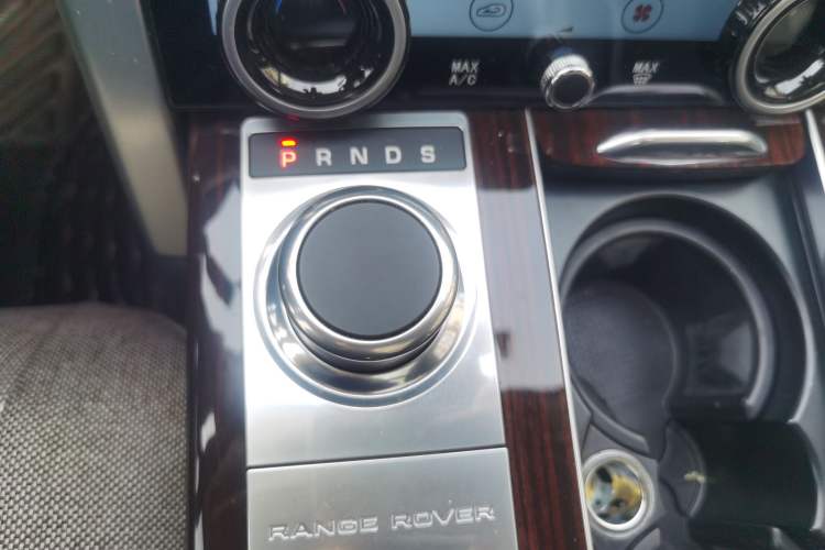 Used Land Rover Range Vogue 
