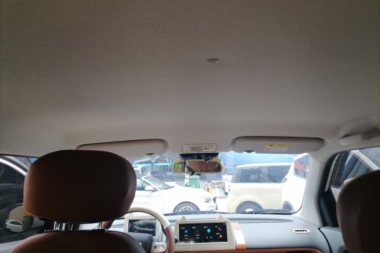 Used CHANGAN Lumin 2023 301km Honey Dew Edition