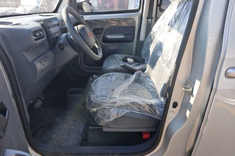 Used Wuling Zhiguang New Energy 2025 Standard Model Left Front Seat