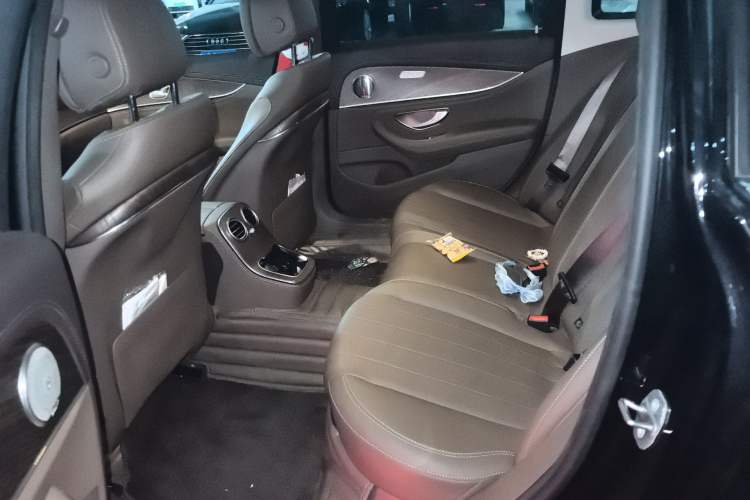 Used Mercedes-Benz E-Class 2023 Facelift E 260 L
