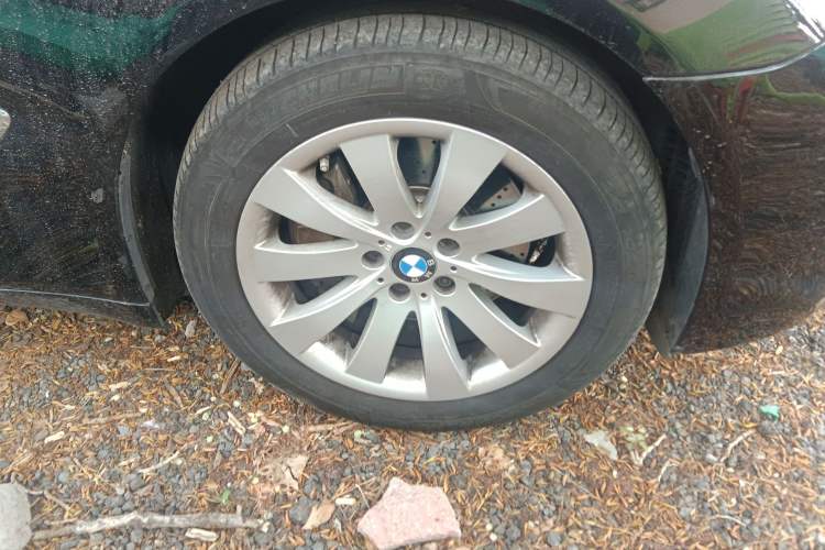 Used BMW 7 Series 2009 740Li Leading Model Right Front Wheel Hub