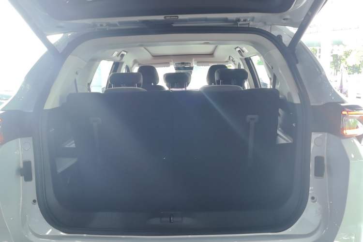 Used JETOUR Shanhai L7 2024 1.5T 120km ULTRA 7-Seater