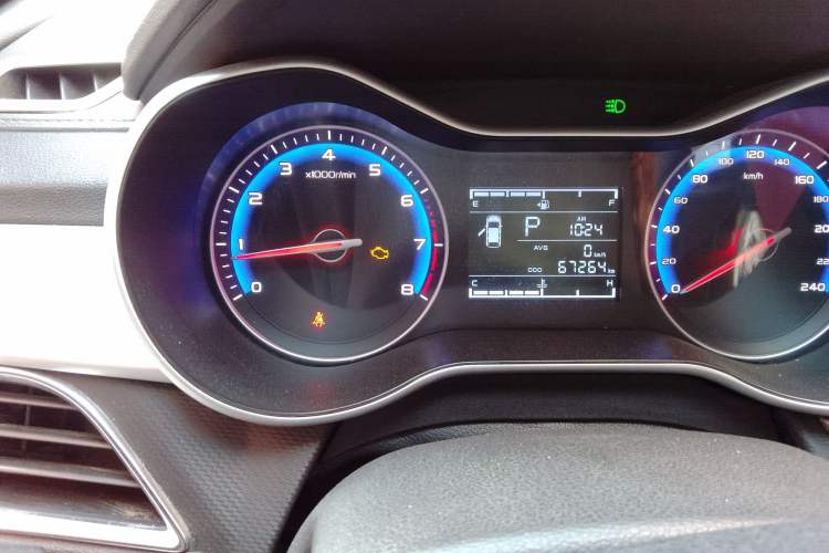 Used Geely Auto Vision 2019 Upgraded Model 1.5L CVT Luxury Version China VI Standard
