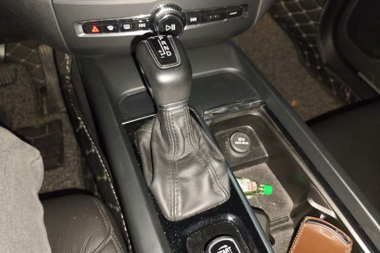 Used Volvo XC60 2020 T5 4x4 Zhiyi Luxury Edition