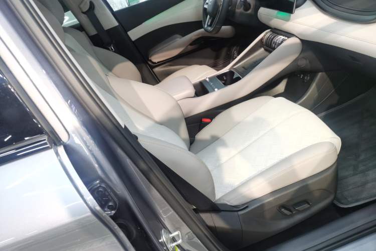 Used BYD Yuan PLUS 2025 Intelligent Driving Version 510 KM Beyond-Grade Edition
