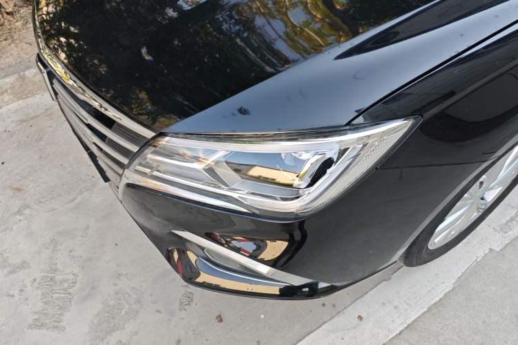 Used Roewe i5 2019 1.5L Automatic 4G Connected Langyue Edition
